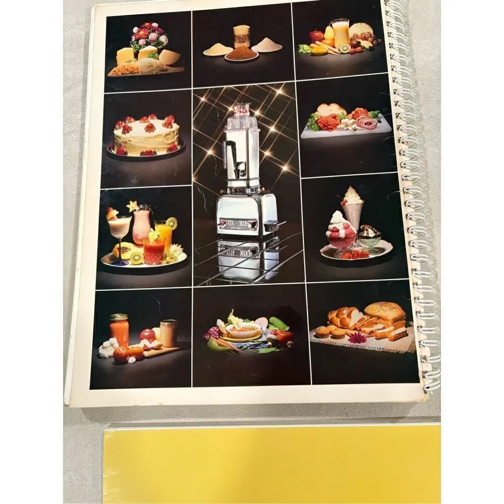 Cookbooks, Vitamix Cookbooks, (2), Getting Started and Versatile Vita-mix, 2006
